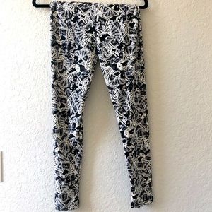 Lularoe Disney Villains Leggings Black White Dr. Facilier OS Halloween